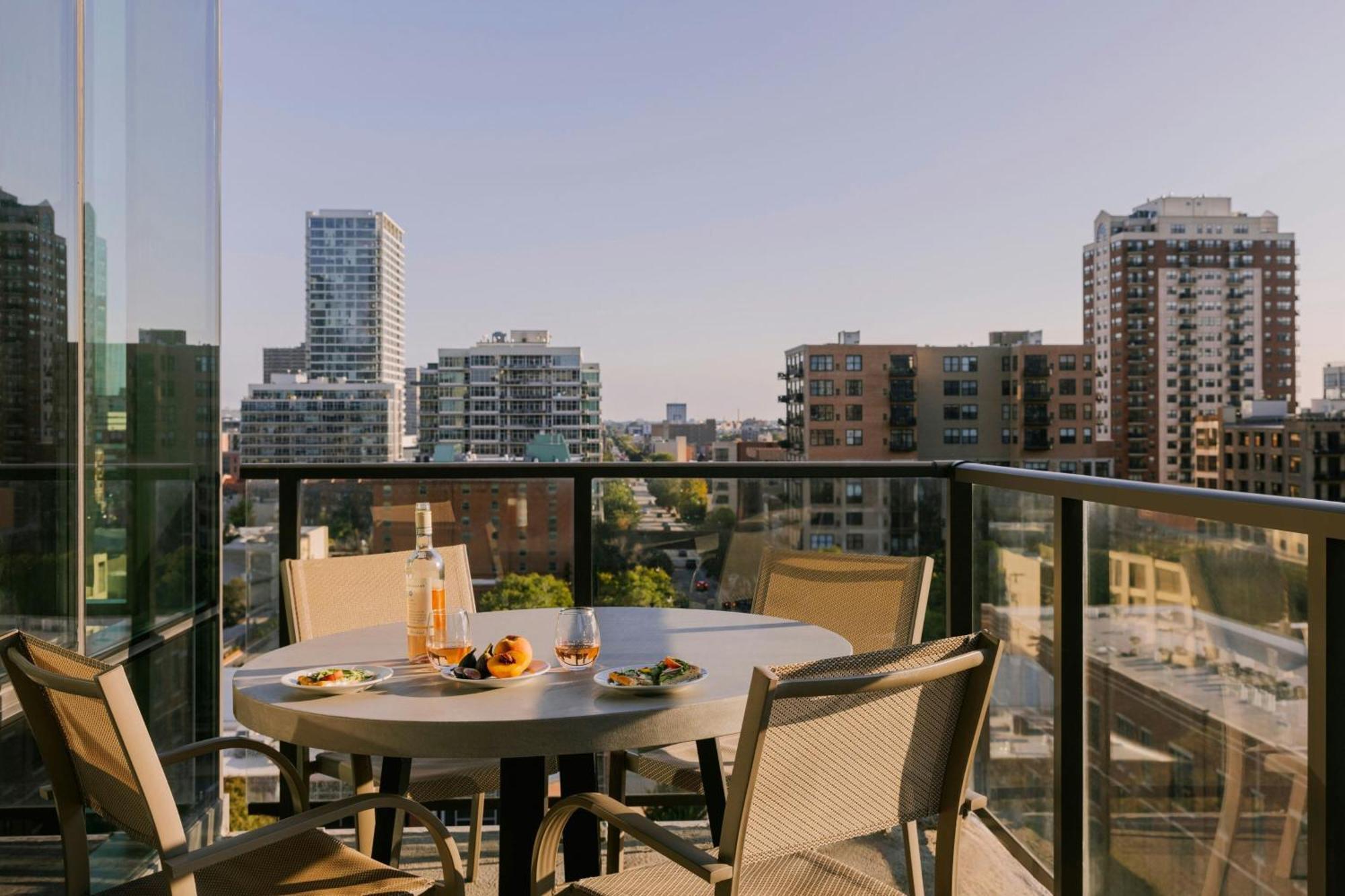Sonder By Marriott Bonvoy South Wabash Apartments South Loop Чикаго Экстерьер фото